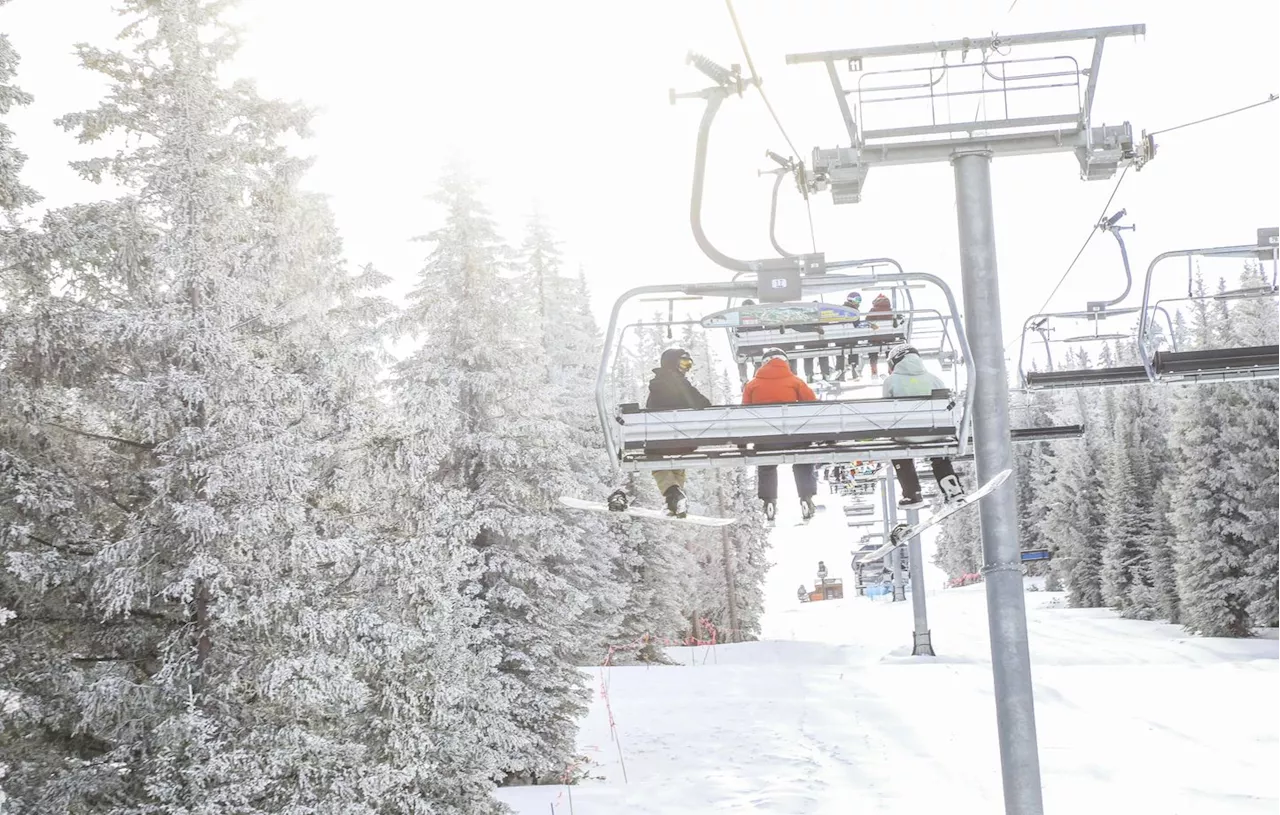 174 Skieurs Secourus Après Panne de Télécabine à Winter Park Resort