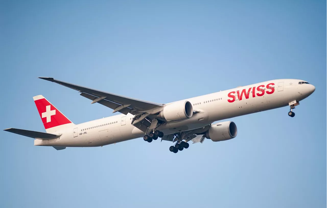 Atterrissage D'urgence d'un Avion Swiss à Graz Après Eruption de Fumée