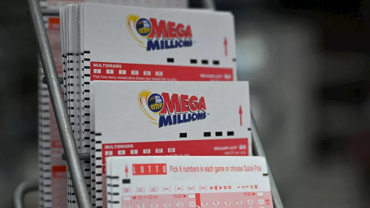 Mega Millions Jackpot Soars to $1 Billion for Christmas Eve Drawing