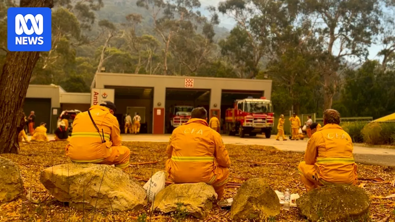 Victorian Firefighters Brace for 'Worst in Five Years' Conditions on Boxing Day