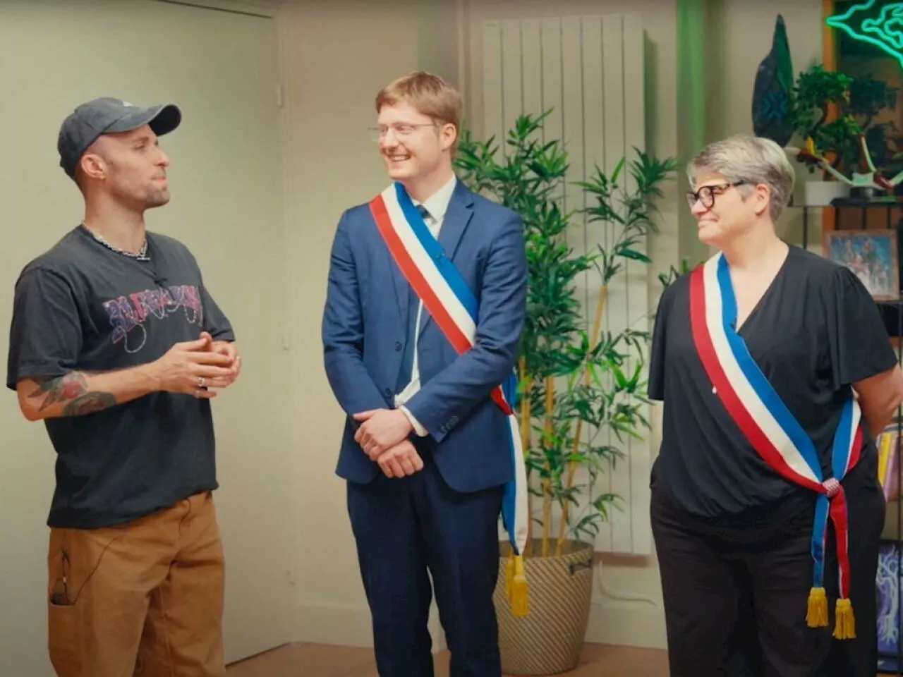 Squeezie met à l'épreuve un maire dans son jeu « Qui est l'imposteur ? »