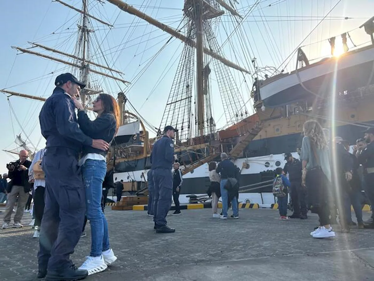 Amerigo Vespucci a Abu Dhabi per il Natale