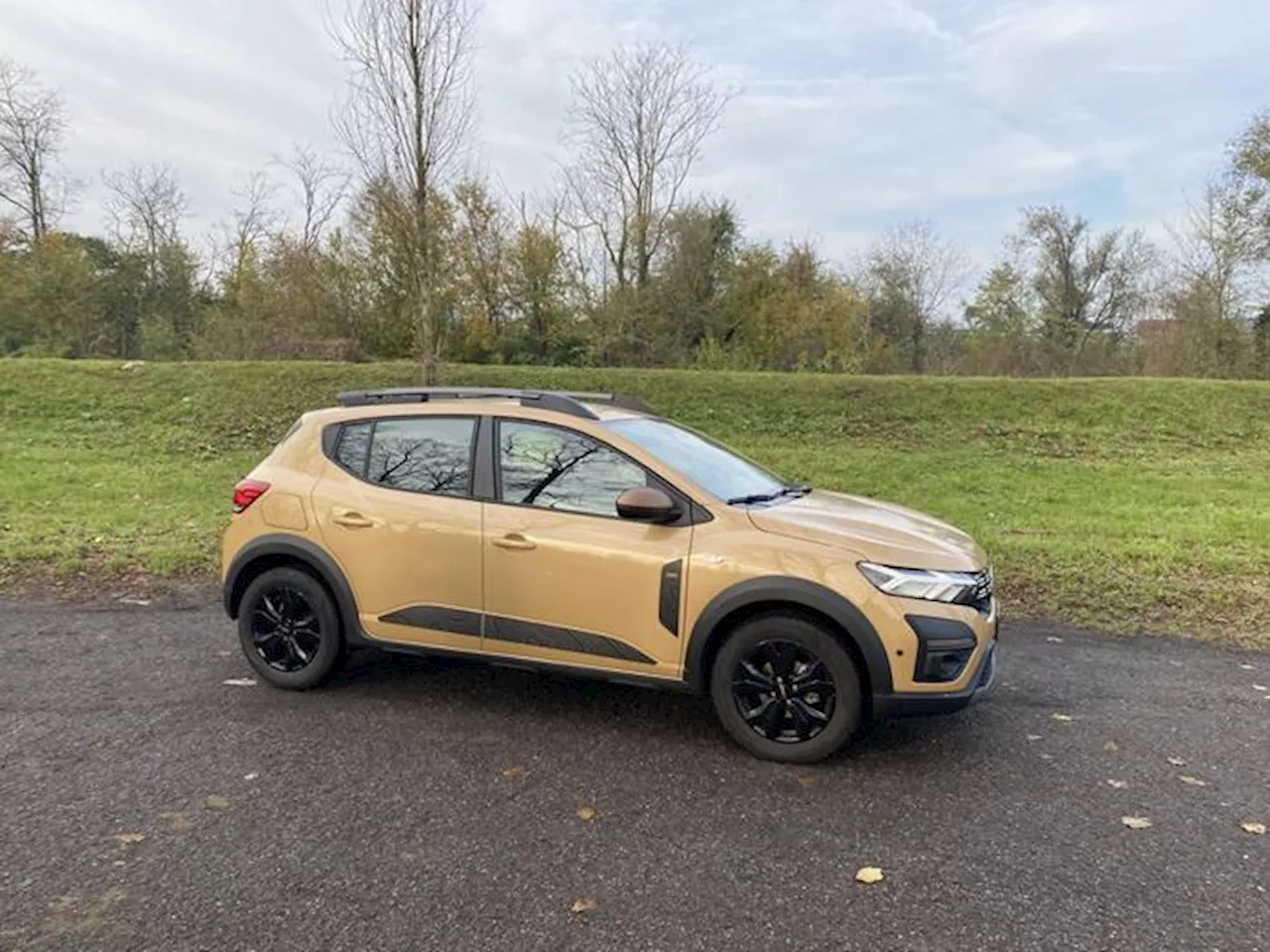 Dacia Sandero Stepway 2024: Tuttofare Stile e Consumo