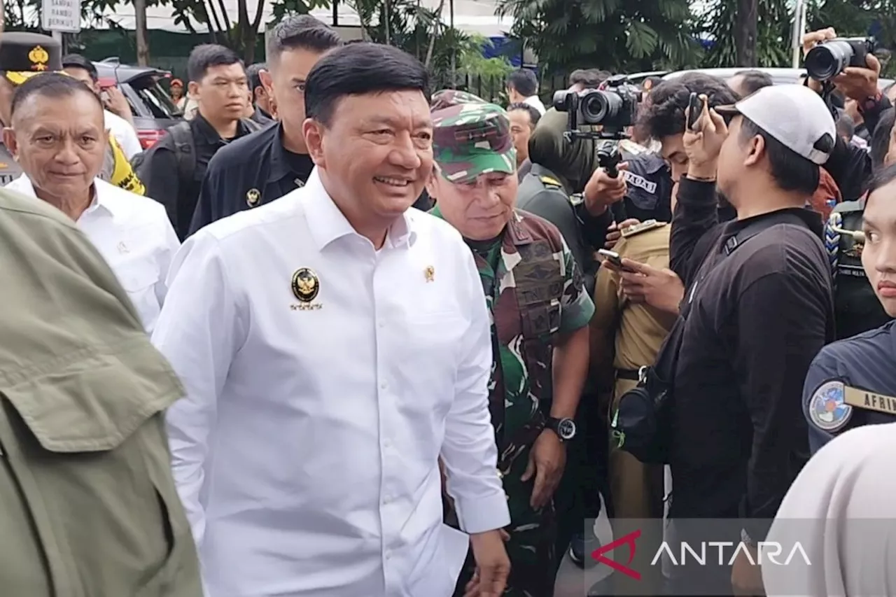 Budi Gunawan Sampaikan Pesan Natal dari Presiden Prabowo