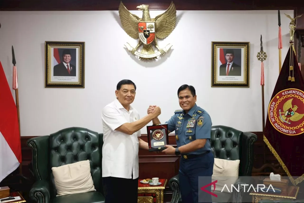 Menhan Sjafrie tekankan pentingnya transformasi maritim kepada KSAL