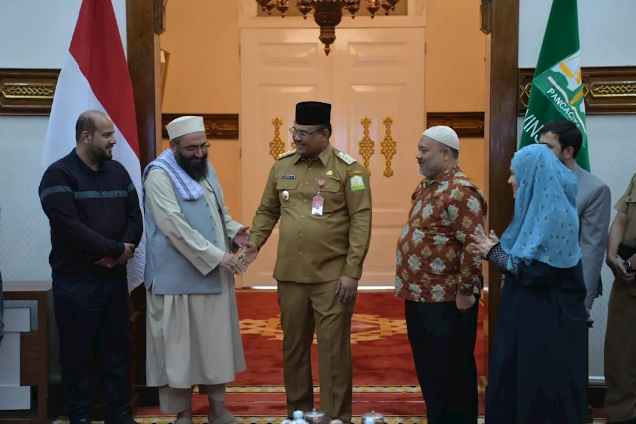 Pj Gubernur Aceh Bagikan Pengalaman Penerapan Syariat Islam untuk Afghanistan