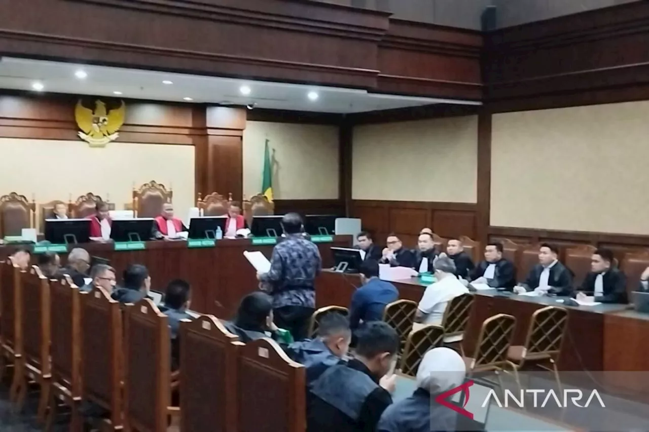 Tiga Hakim Nonaktif PN Surabaya Didakwa Terima Gratifikasi