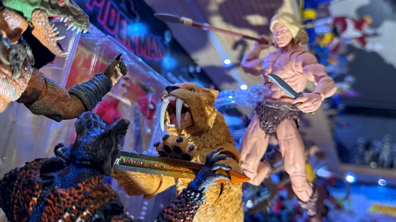 Ka-Zar and Zabu Join the Marvel Legends Build-A-Figure Wave