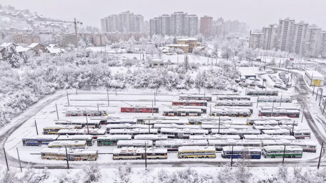 Heavy Snow and Winds Cause Power Outages and Travel Disruptions Across Balkans