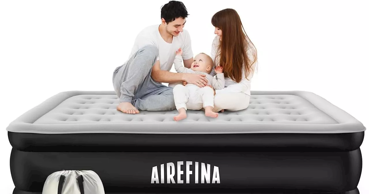 This Air Mattress Is A Christmas Craze