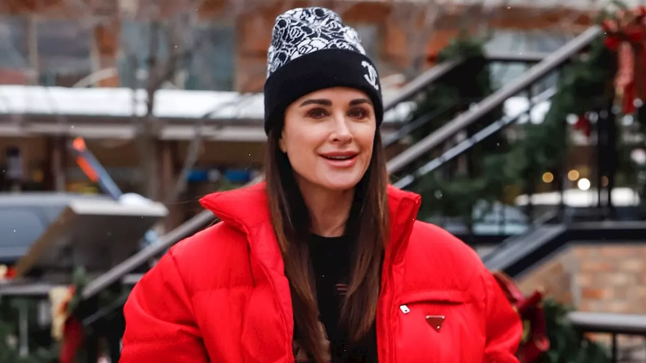 Kyle Richards and Family Spotted in Aspen Amidst Mauricio Umansky's Dating Scandal