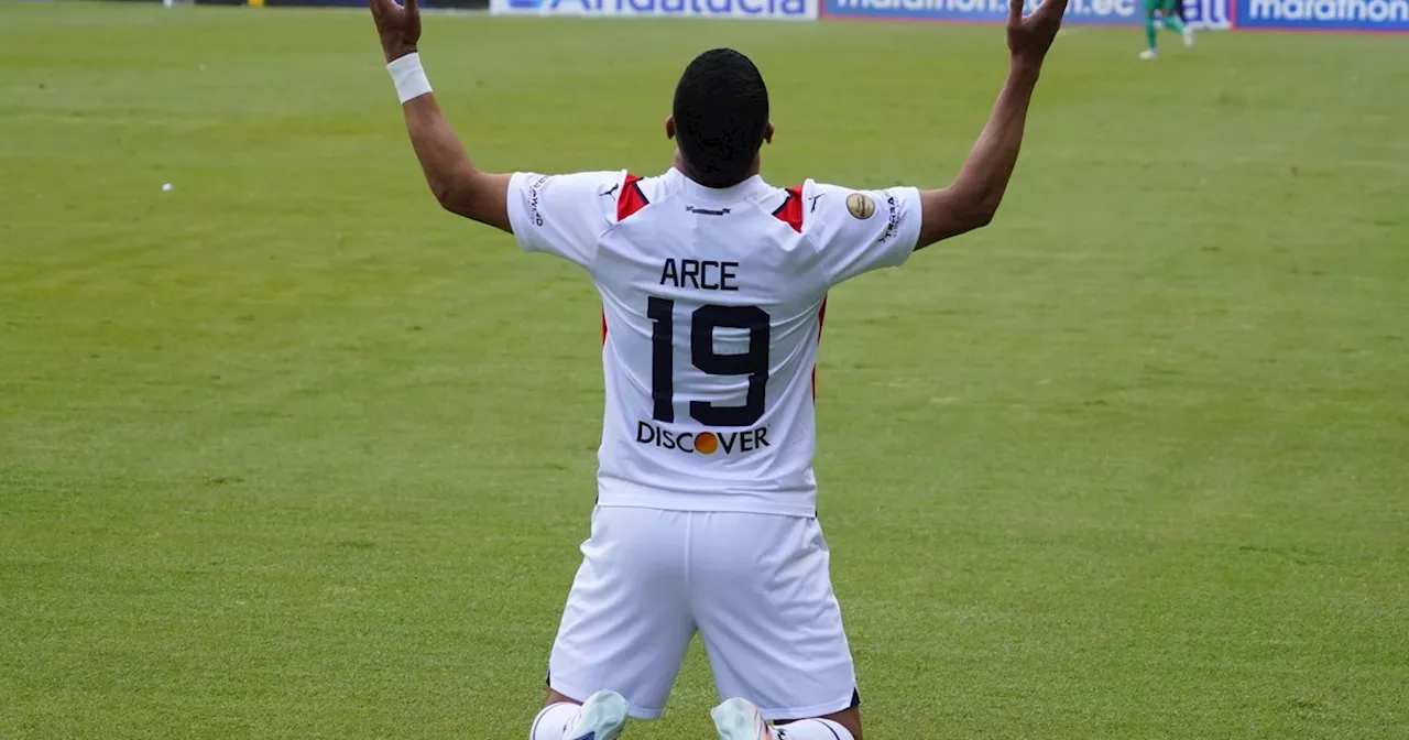 Álex Arce, ¿Sigue en Liga de Quito?