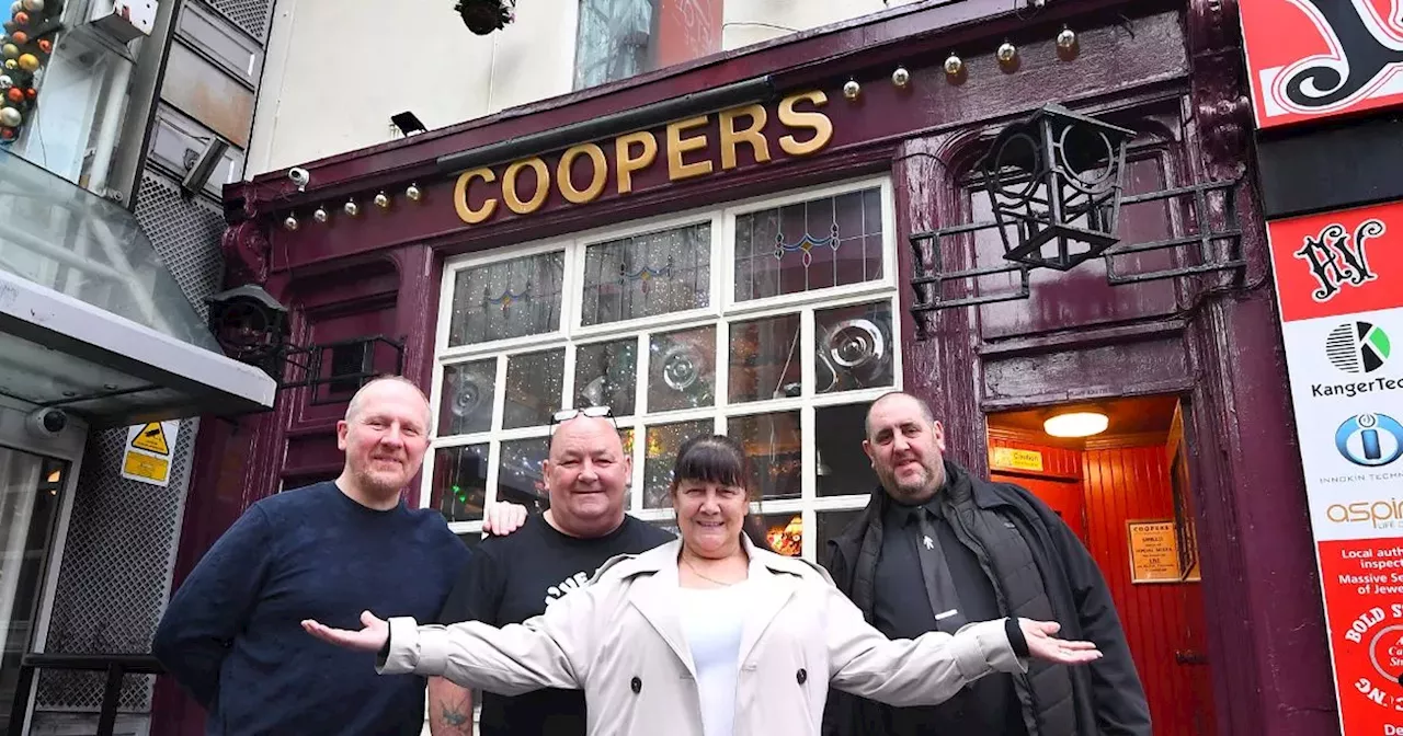 Coopers: The Lively Pub Where Personality is Currency