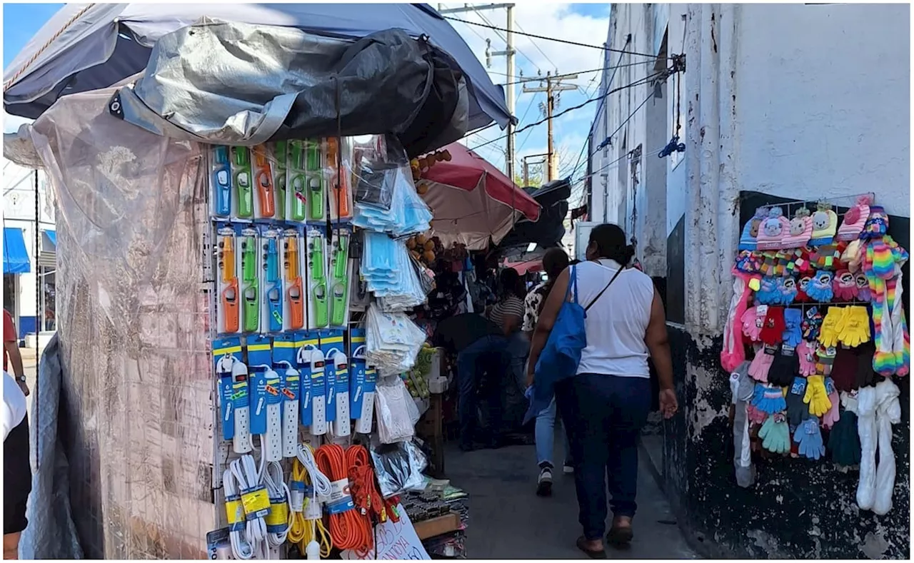 Se dispara comercio informal en Yucatán por temporada decembrina; empresarios piden a gobierno tomar acciones