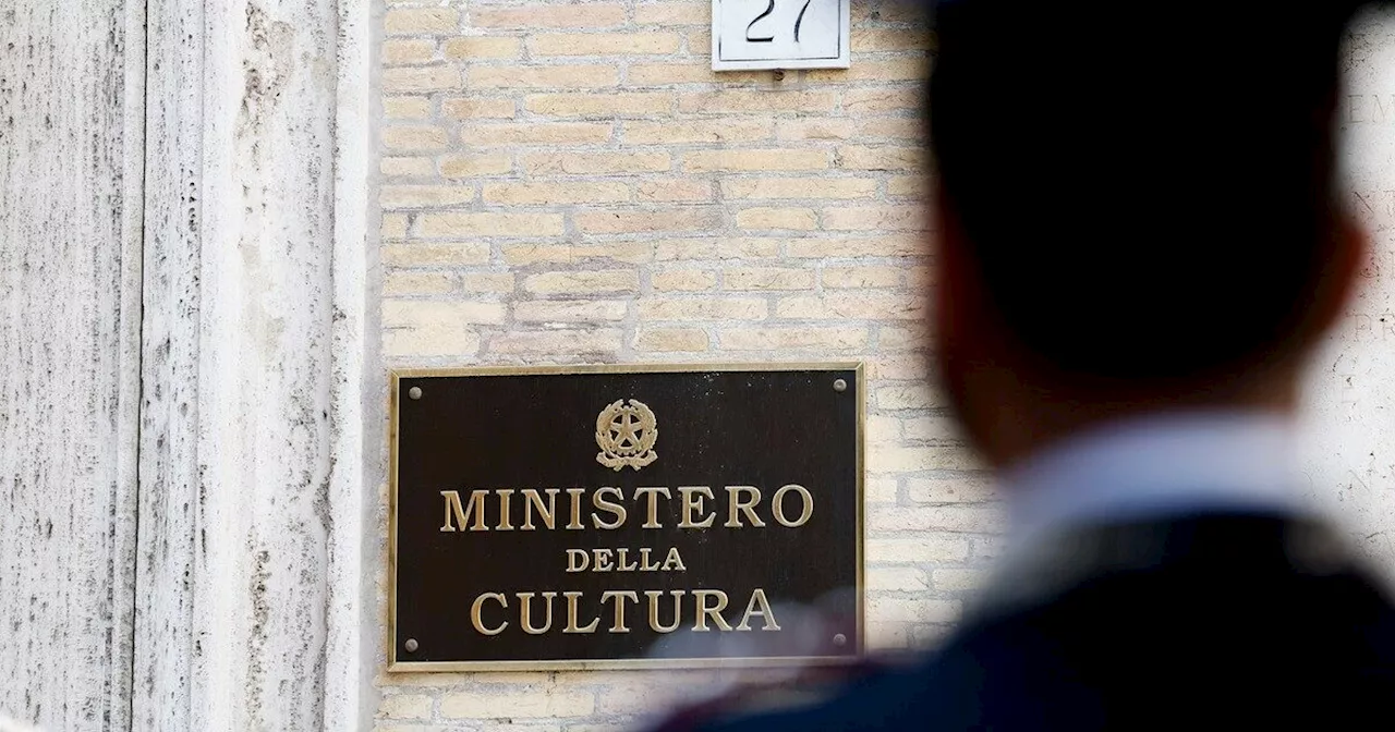 Ministero Cultura Forma 65 Vincitori, Ma Lascia 15 a Casa