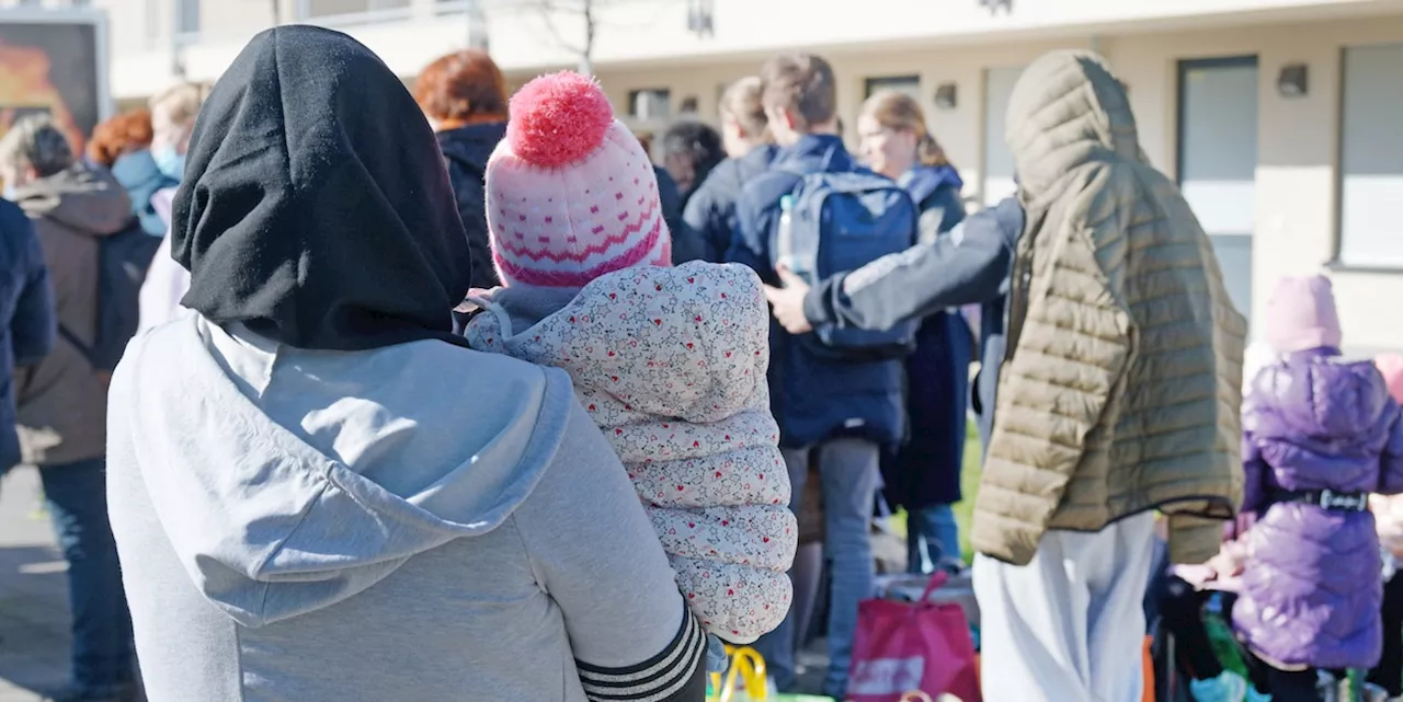 Flüchtlinge greifen Helfer an: NRW-Bürgermeister schreiben Alarmbrief an Wüst