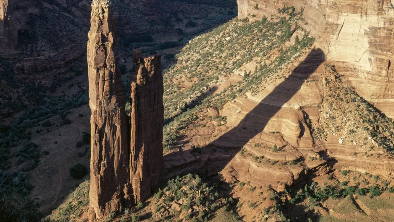 Canyon de Chelly National Monument Bans Commercial Air Tours