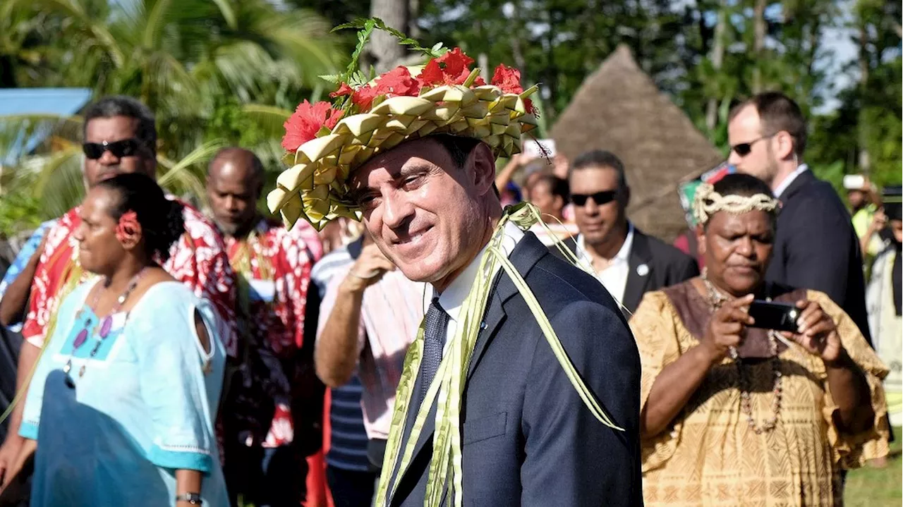 Spécialiste de la Nouvelle-Calédonie, la Réunion dans le Pacifique... Quels sont les liens entre Manuel Valls