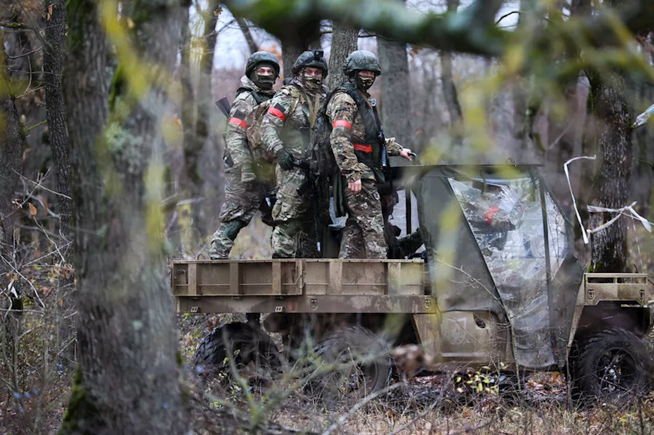 Российские войска взяли под контроль южные окраины Двуречной