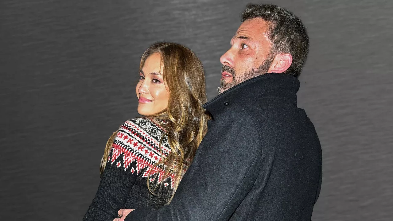 Jennifer Lopez and Ben Affleck Enjoy Lunch Date Amidst Divorce