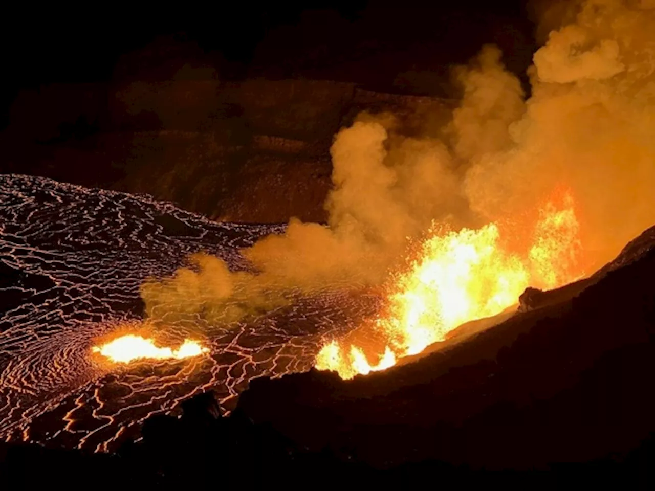 Eruzione del Kilauea: Lava alta 80 metri nelle Hawaii