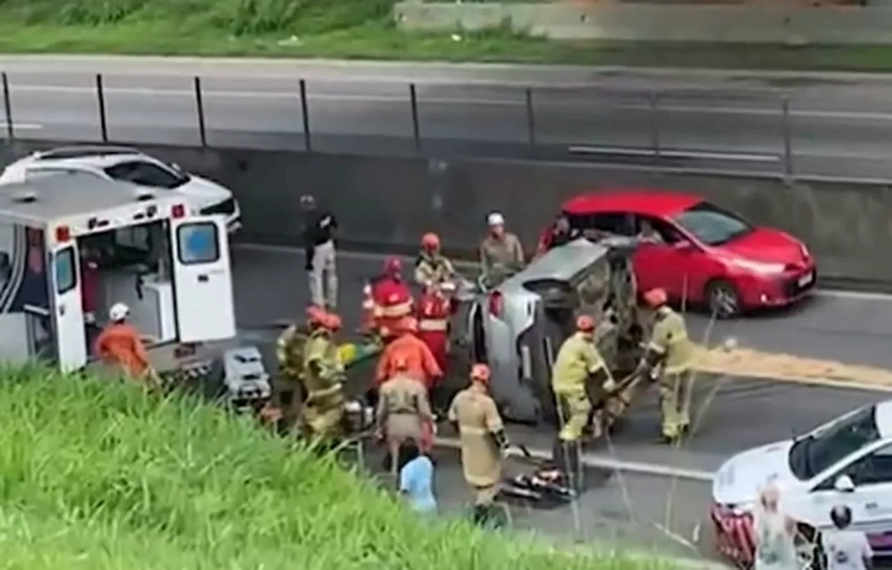 Acidente na Rodovia Washington Luiz deixa um homem gravemente ferido