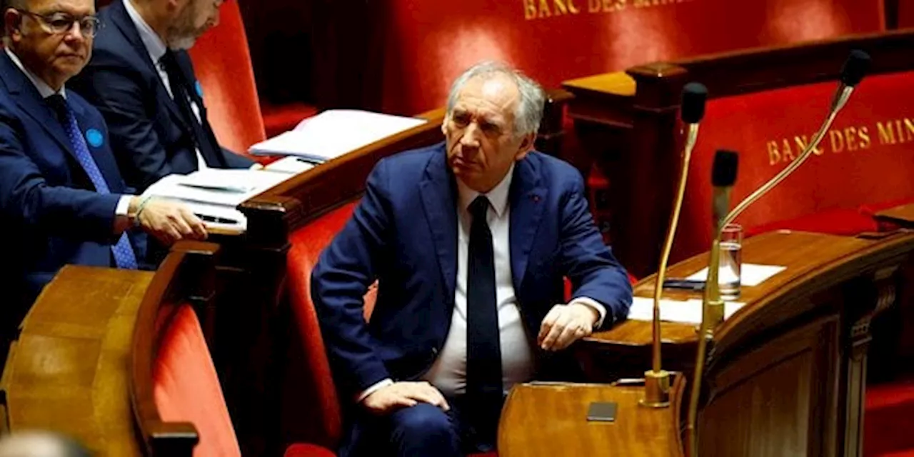 Nouveau gouvernement français dévoilé : Bayrou appelle à l'action face à des défis majeurs