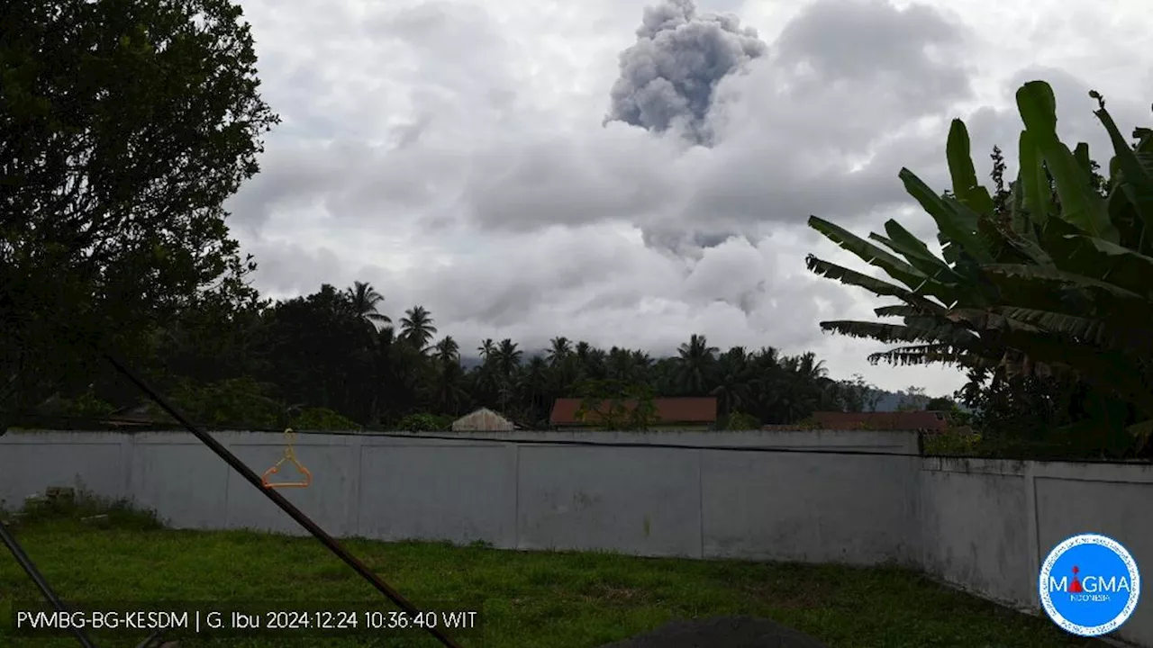 Gunung Ibu di Halmahera Barat Kembali Aktif, Masyarakat Diminta Waspada