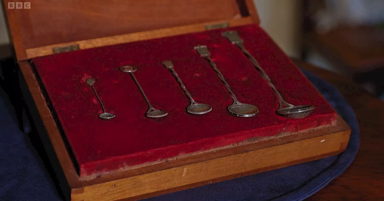 Antiques Roadshow guest makes startling family discovery about dad's WWII gift