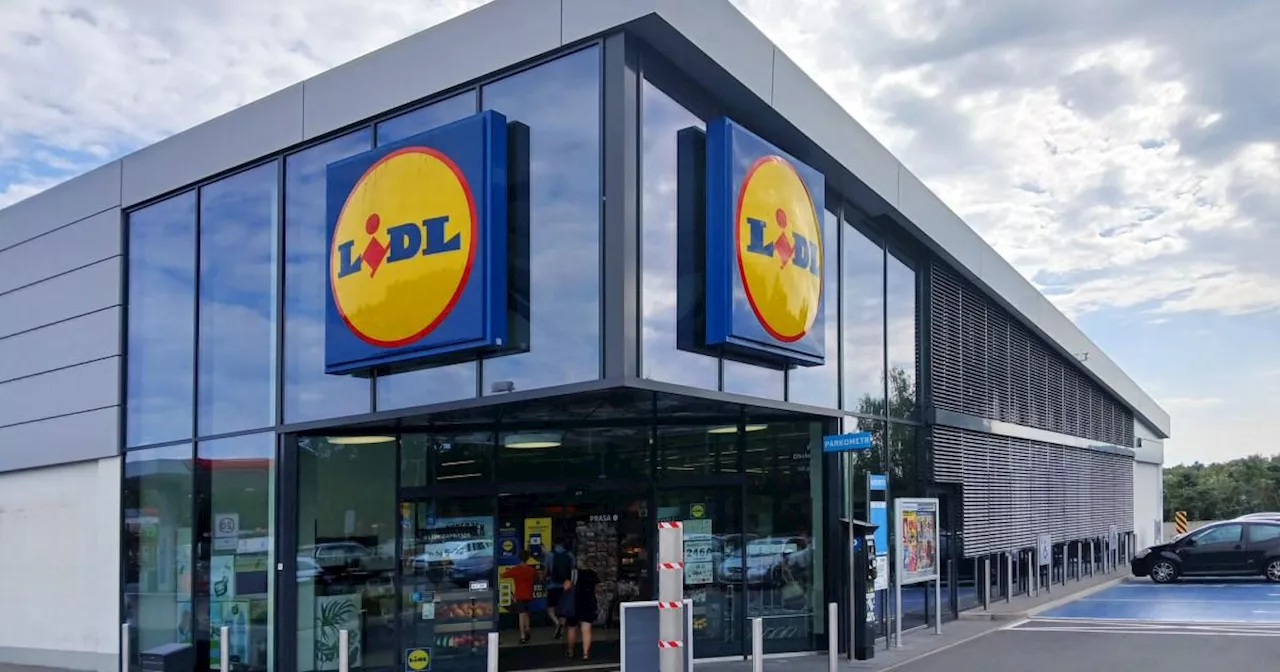 Lidl's Christmas Chocolate Train Dessert Selling Out Fast