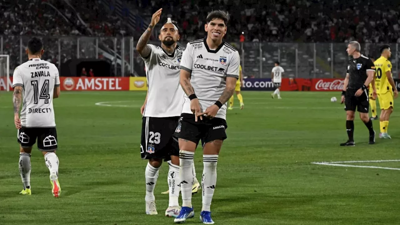 Arturo Vidal da consejos a Carlos Palacios antes de su llegada a Boca Juniors