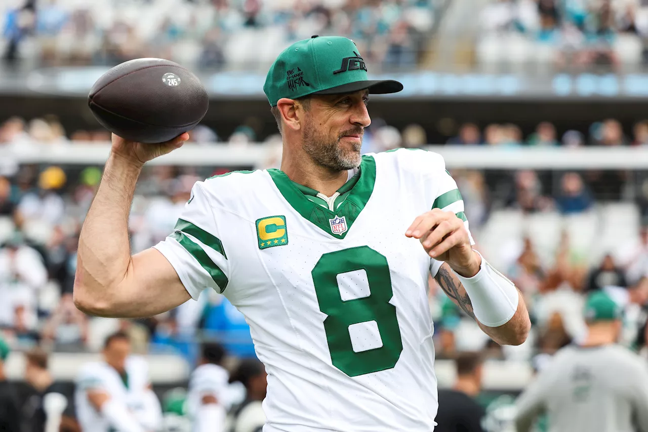 Aaron Rodgers Gives Glimpses into New Romance and Holiday Plans