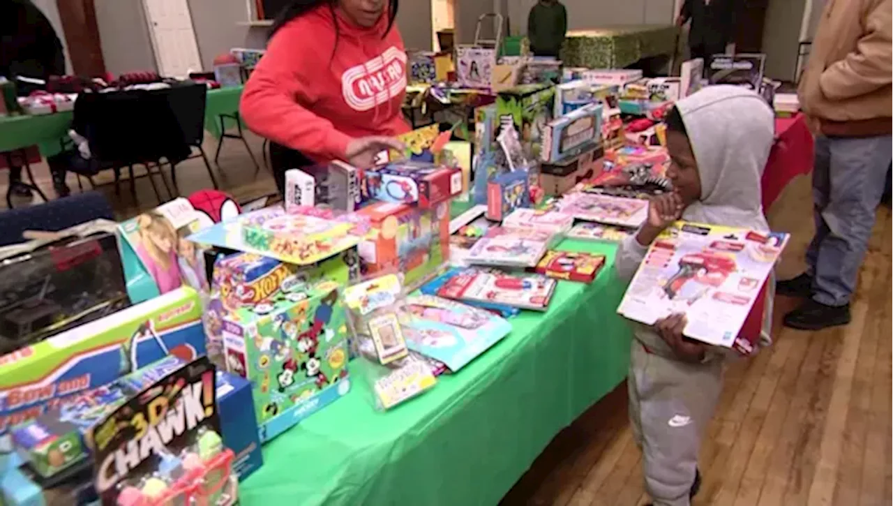 Hempstead Celebrates Christmas with Toy Giveaways and Winter Wonderland