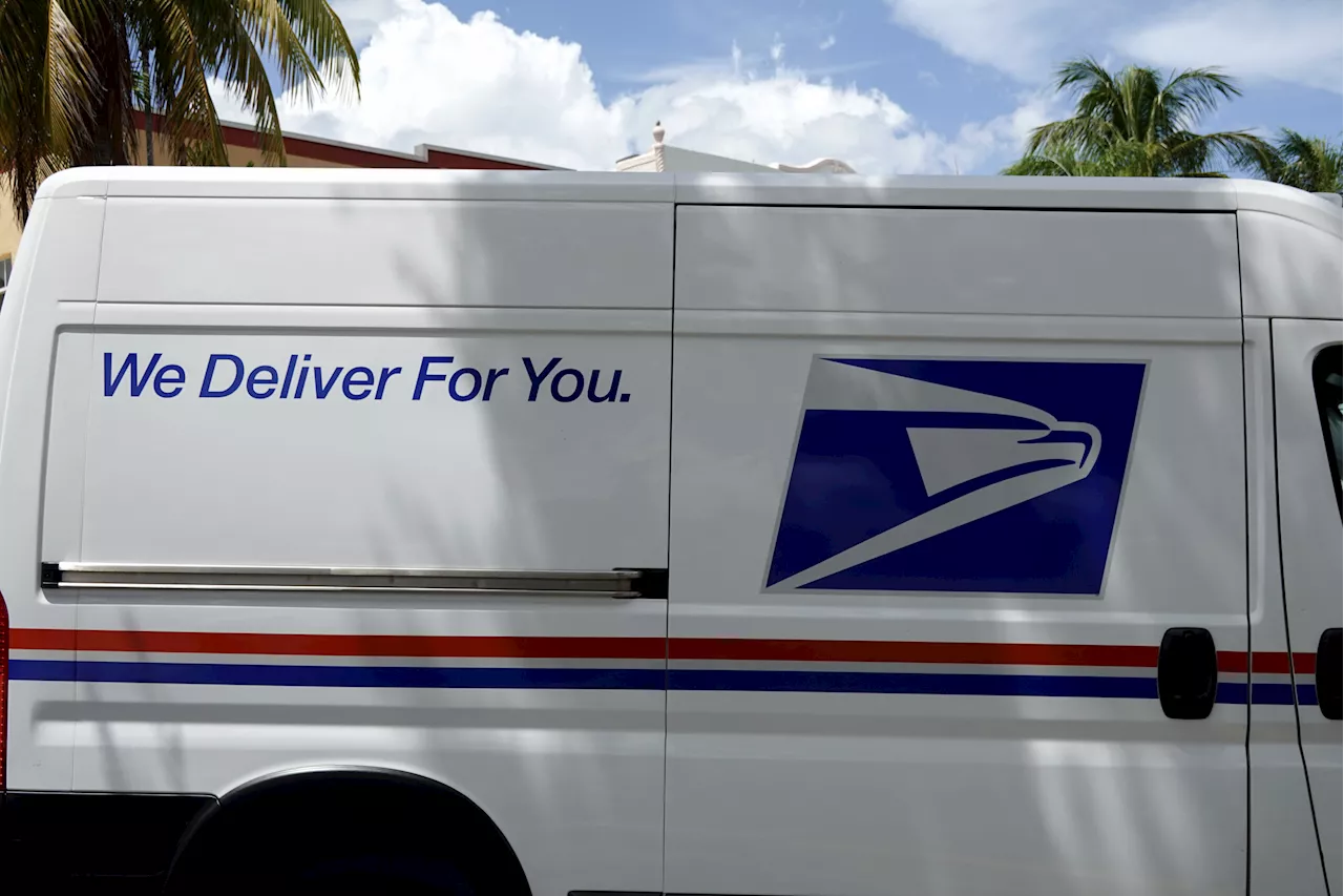 Will the Post Office Deliver Mail on Christmas Eve?