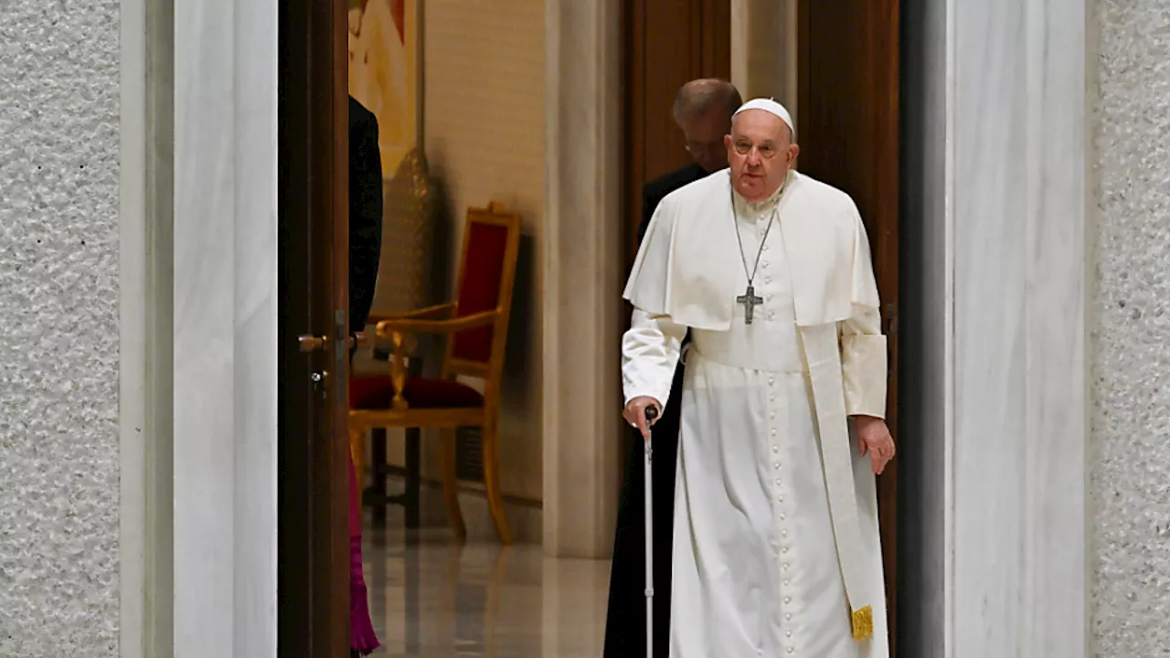 Papst Johannes Paul II. eröffnet Heiligen Jahr in Rom