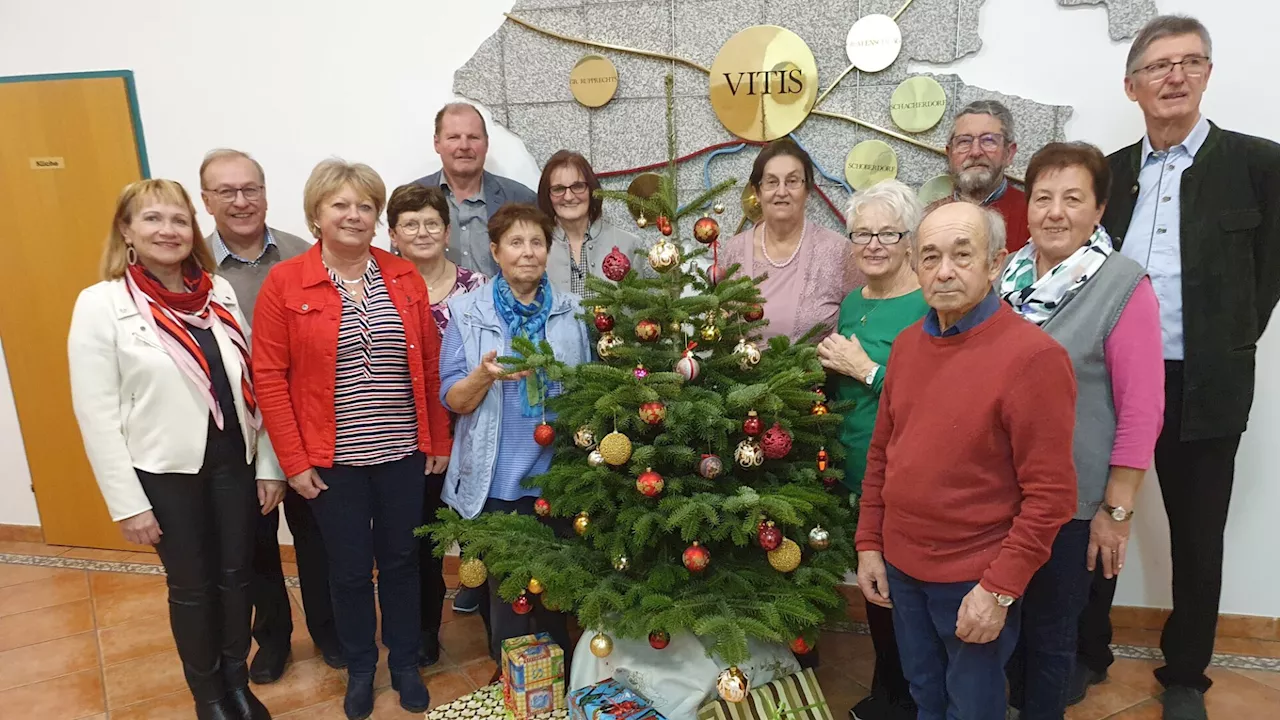 Seniorengruppe Vitis feierte traditionelle Weihnachtsfeier