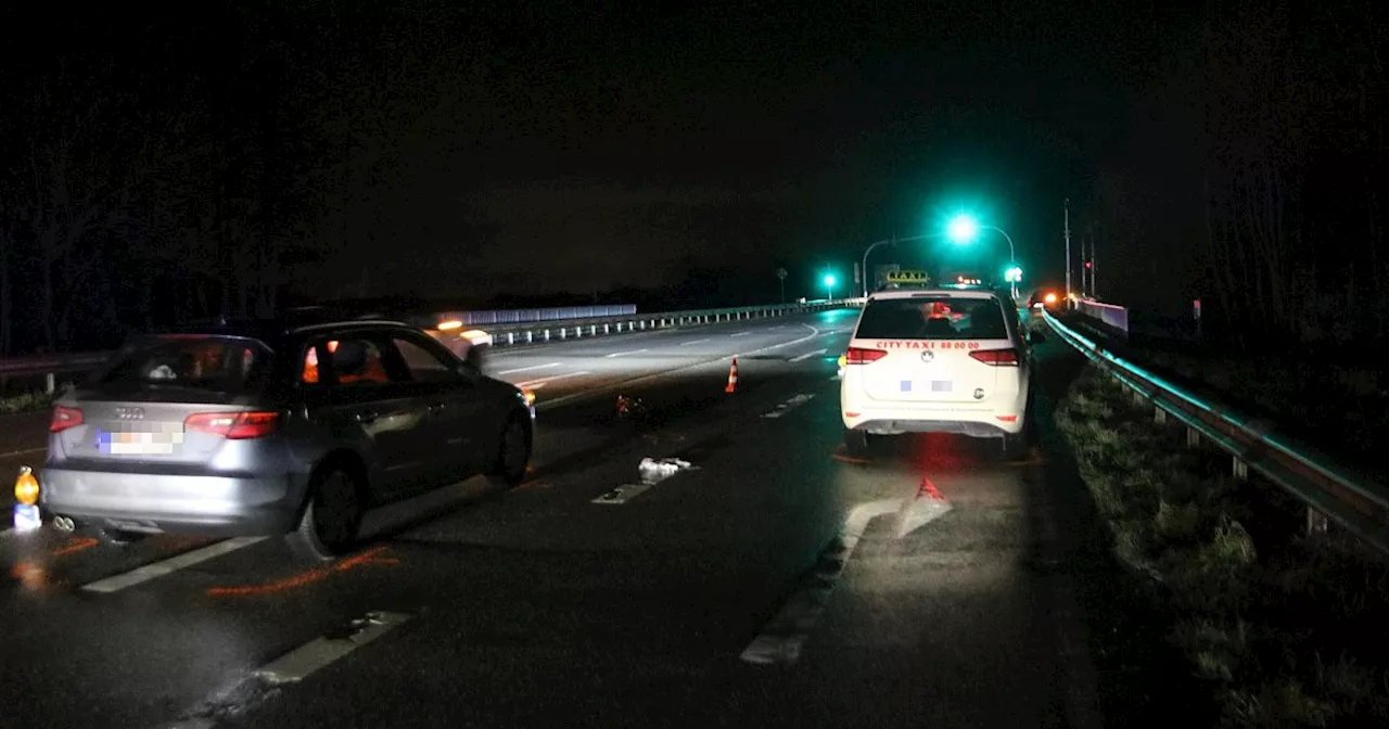 Schwerer Unfall in Herford: Fußgänger von zwei Fahrzeugen erfasst