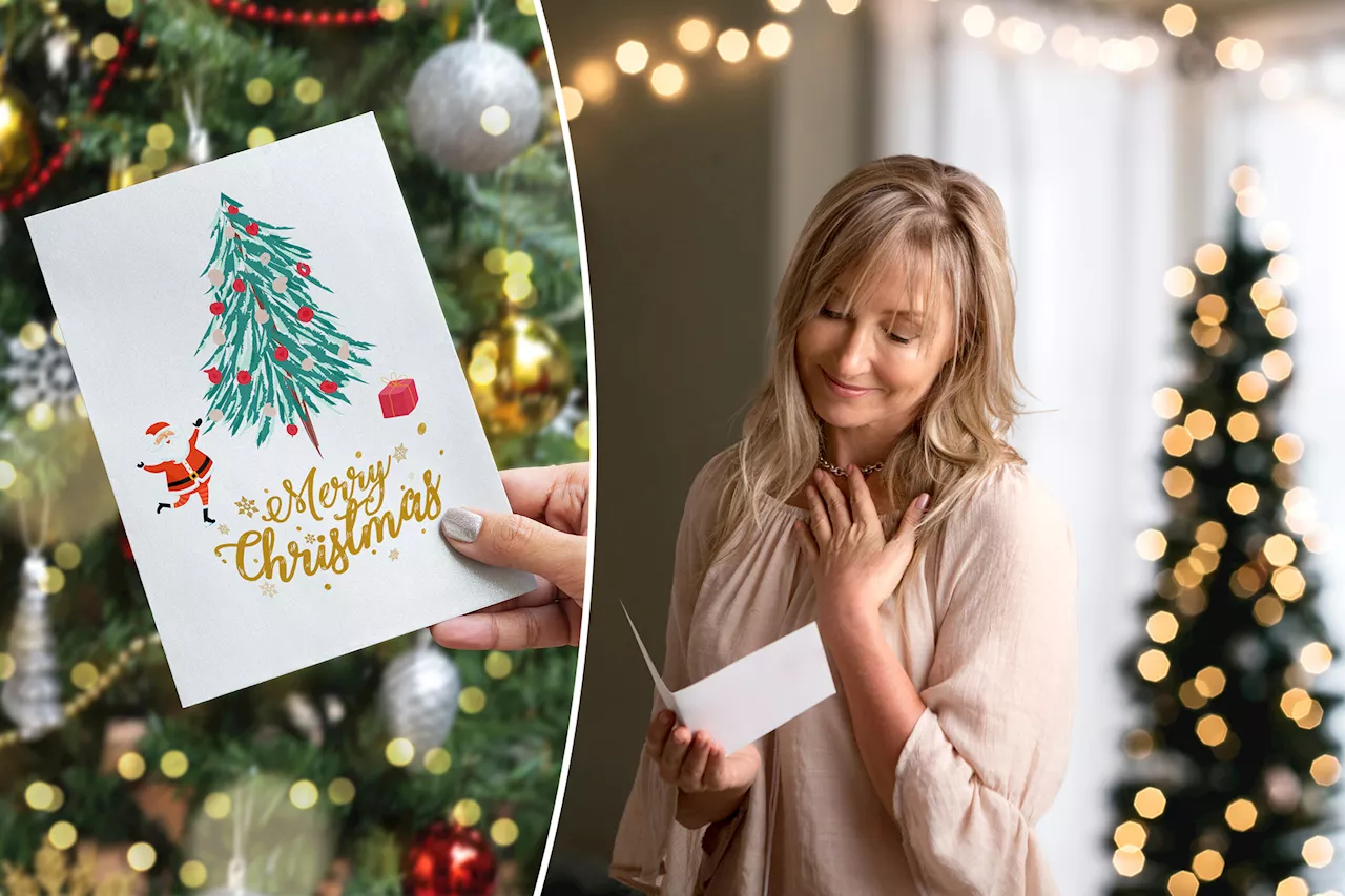 Christmas Cards Losing Their Sparkle: Americans Embrace Digital Greetings