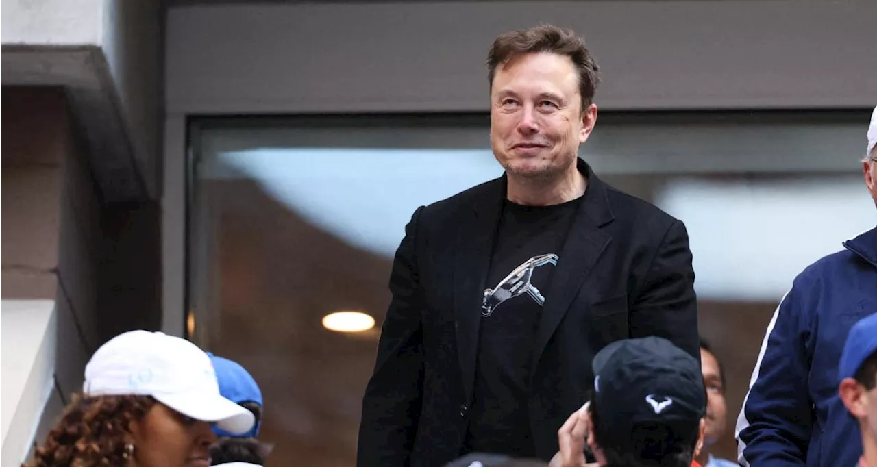 Manchester United : Elon Musk et Jeff Bezos approchés pour racheter le club