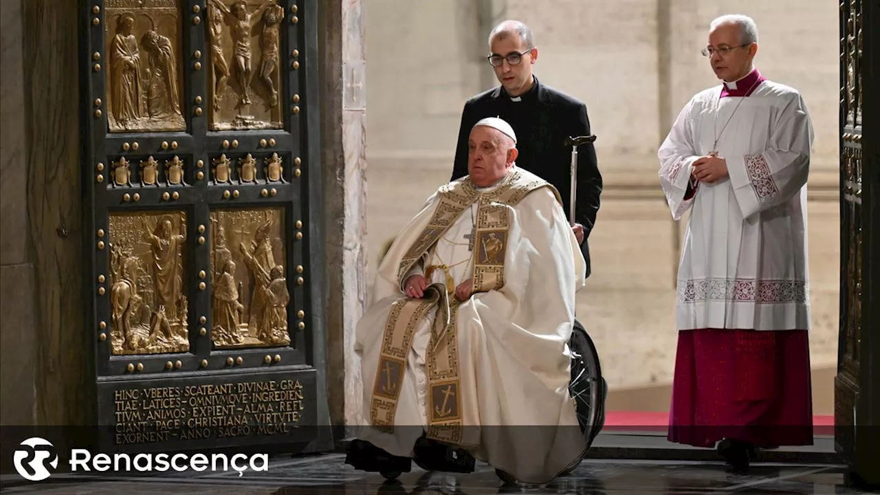 Papa Francisco abriu a Porta Santa