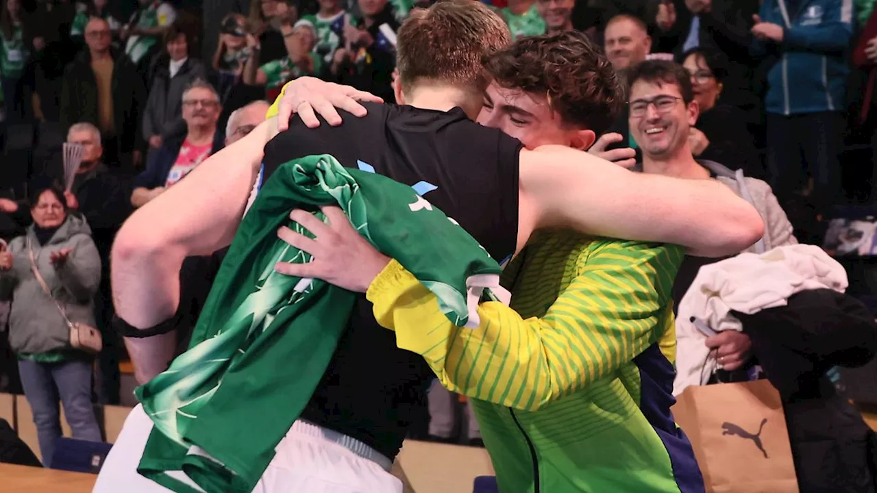 „Das ist mein schönstes Weihnachtsgeschenk”: Handball-Star Mathias Gidsel rührt kleinen Fan zu Tränen