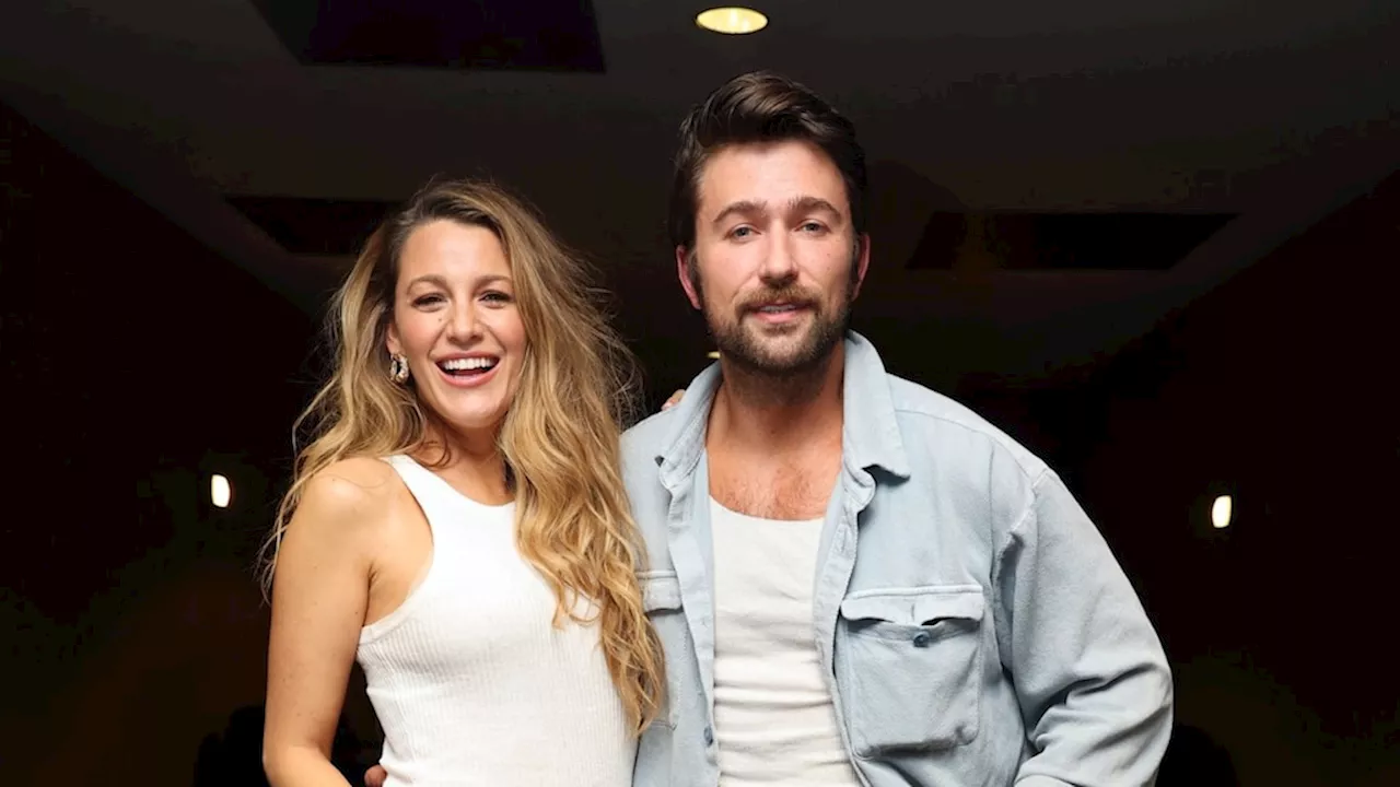 Brandon Sklenar steunt It Ends With Us-collega Blake Lively: 'Lees dit in godsnaam'