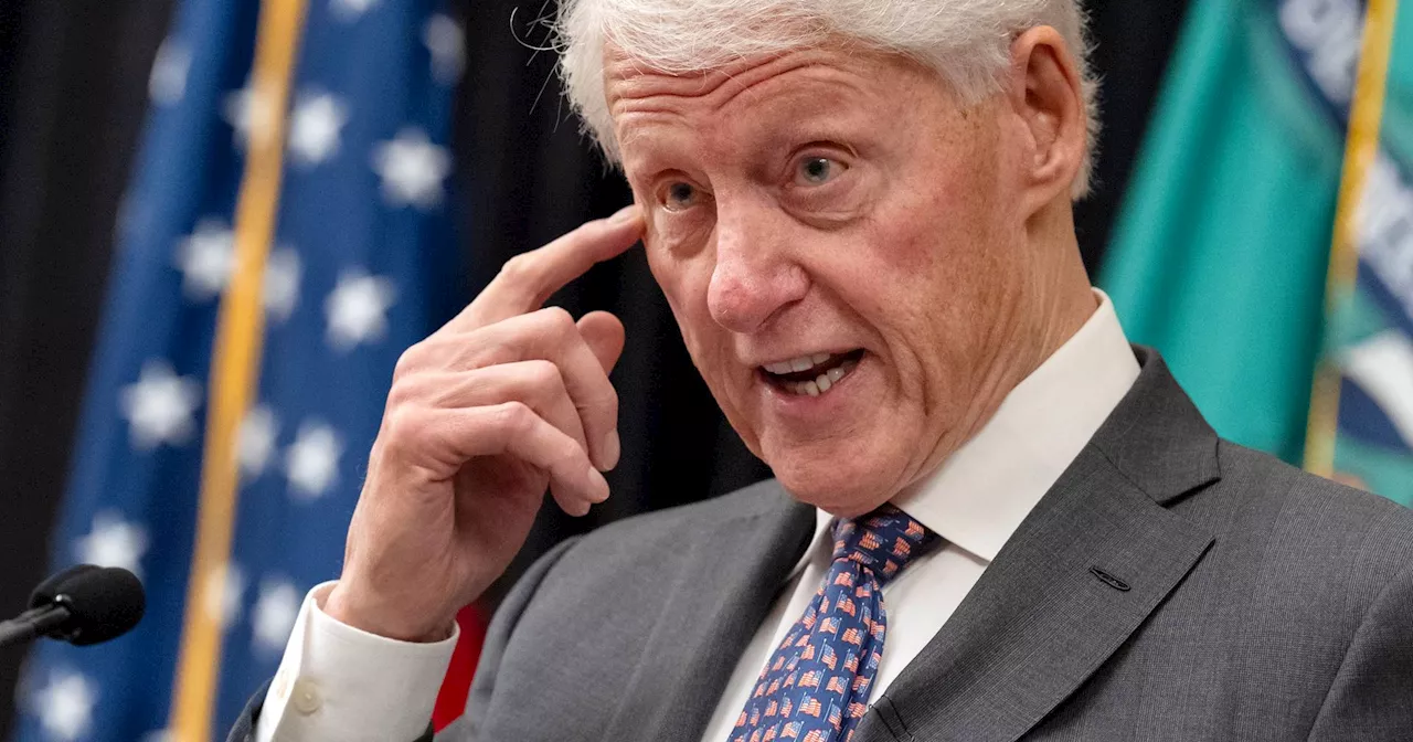 Bill Clinton Hospitalizado com Febre