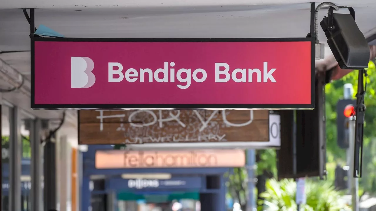 Bendigo Bank Outage Leaves Customers Frustrated on Christmas Eve