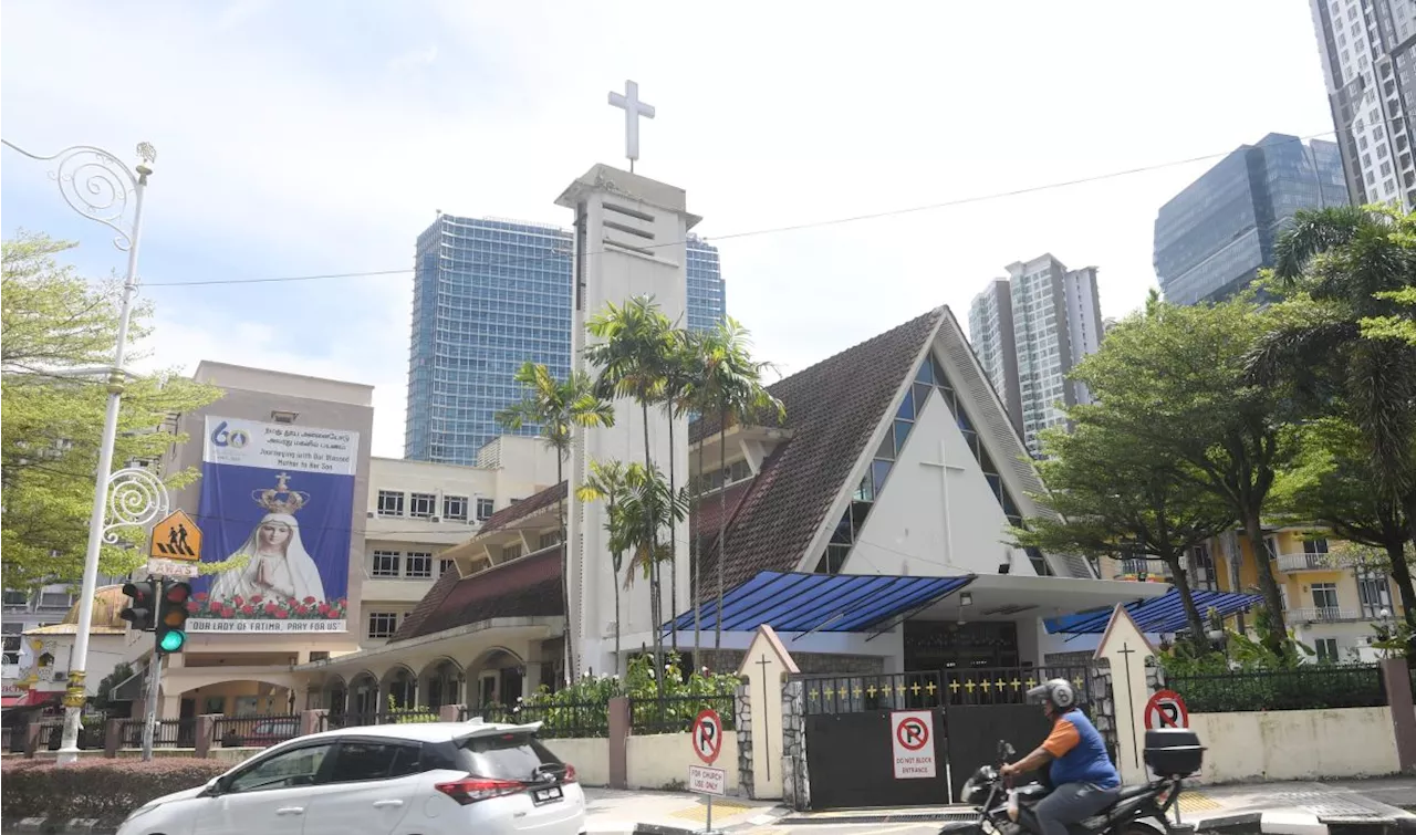 Kuala Lumpur Churches Embrace Christmas Spirit