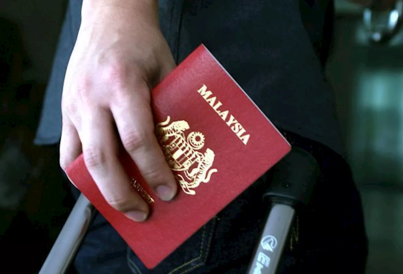 ‘Speed up 10-year passport’