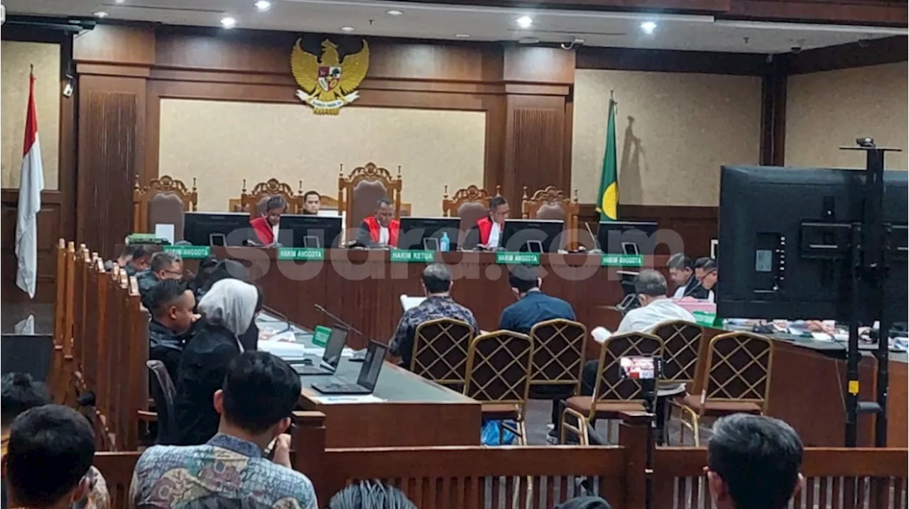 Eks Hakim Vonis Bebas Ronald Tannur Jalani Sidang Perdana