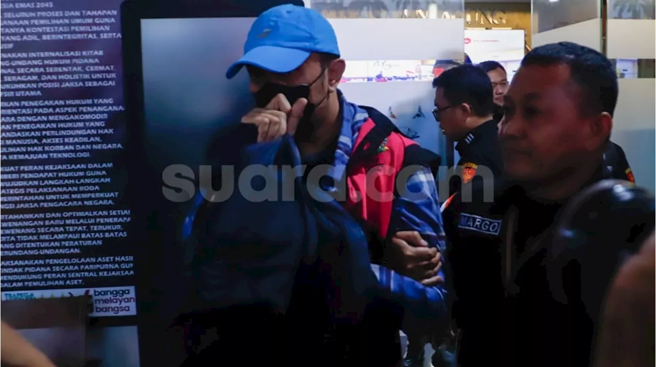 Sidang Perdana Kasus Suap Hakim yang Bebaskan Ronald Tannur Di Jakarta