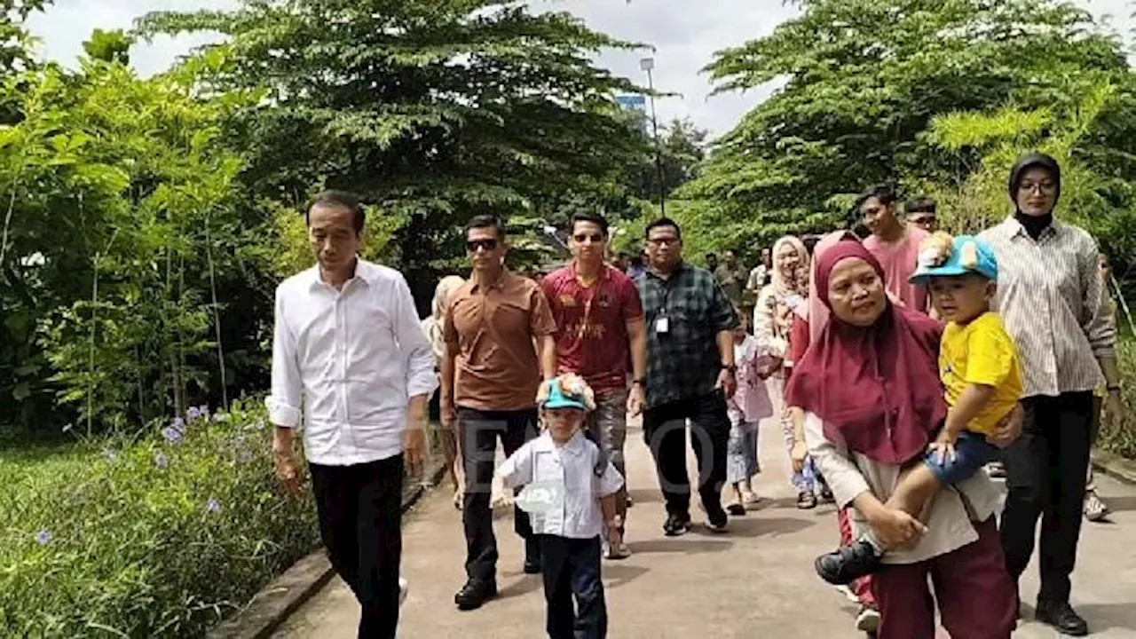 Jokowi Ajak Cucu Berlibur ke Solo Safari