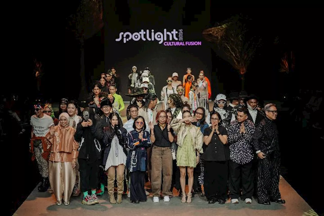 SPOTLIGHT Indonesia 2024: Cultural Fusion yang Merayakan Kebhinekaan Fesyen Nusantara